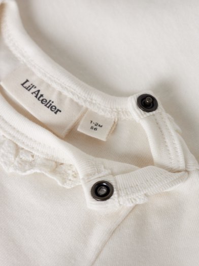 Lil atelier slim body solid white