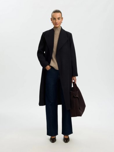 selected femme