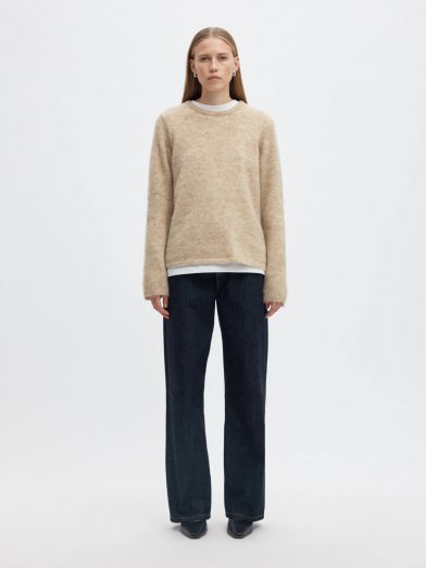 selected femme