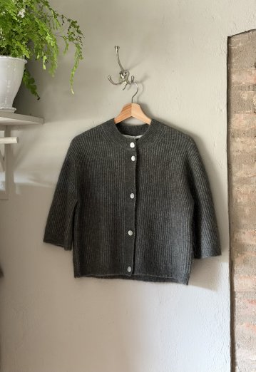 Second female Andrea Cardigan beluga
