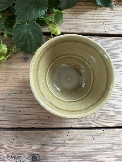 Sthål kopp utan öra sand