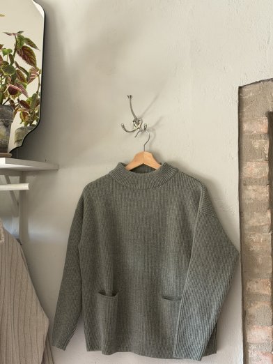 Maska Helga - Lambswool sweater green