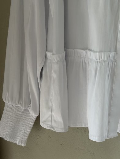 Levete room isla blus vit