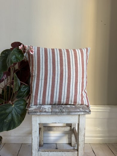 Live Linen inen Segue Cushion (Terracotta)