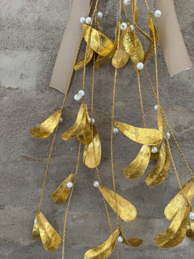 Bungalow Mistletoe Large Golden