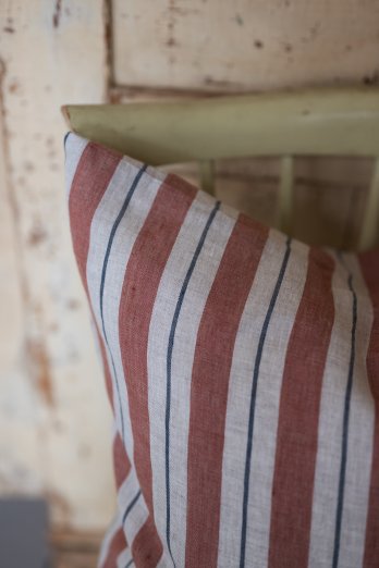 Live Linen inen Segue Cushion (Terracotta)
