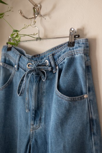 second female irvine jeans