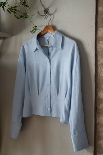 Second female Nura Shirt blue