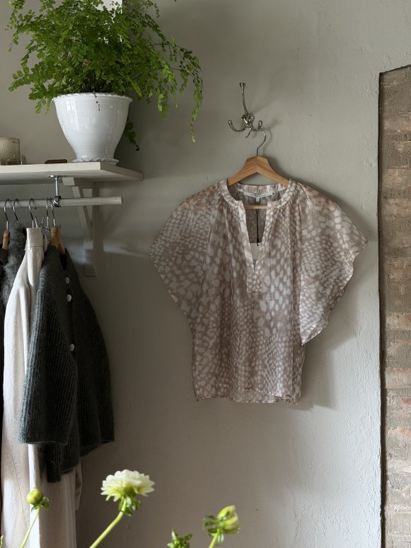Second female shades blouse