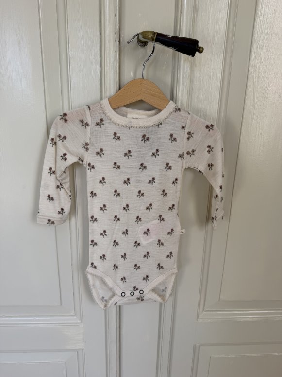 Lil atelier nalu slim body wool