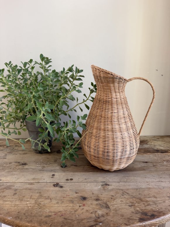 Bungalow Rattan jug