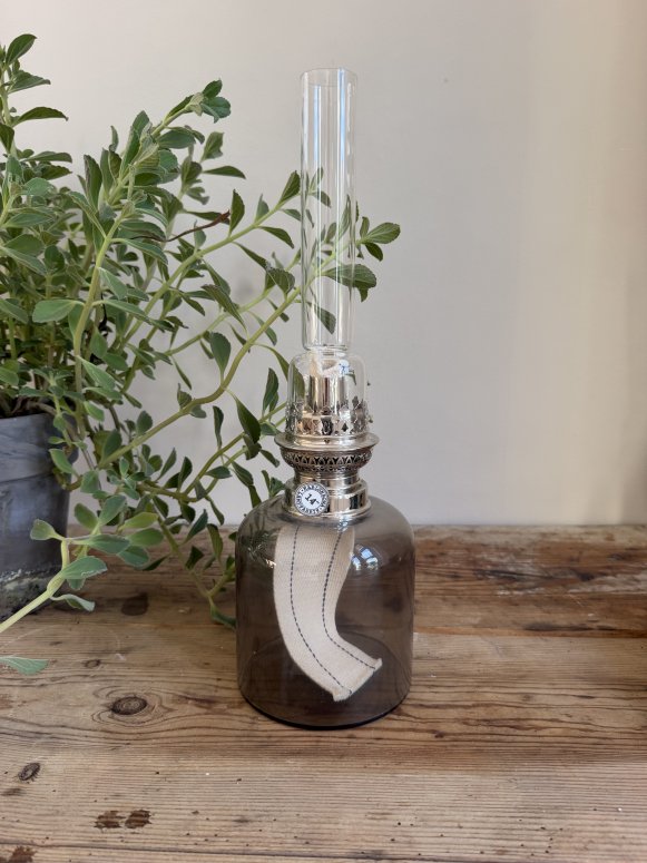 Fotogenlampa i rökigt glas KUNGSHOLMEN, nickel