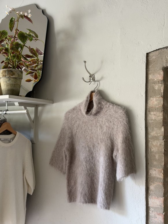 Second female Karla Knit SS