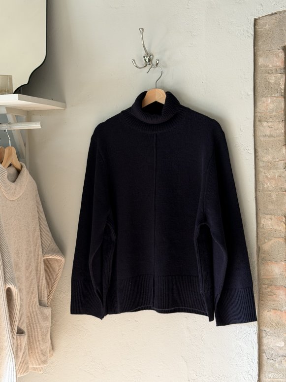 Second female Alpha Knit Slit T-Neck