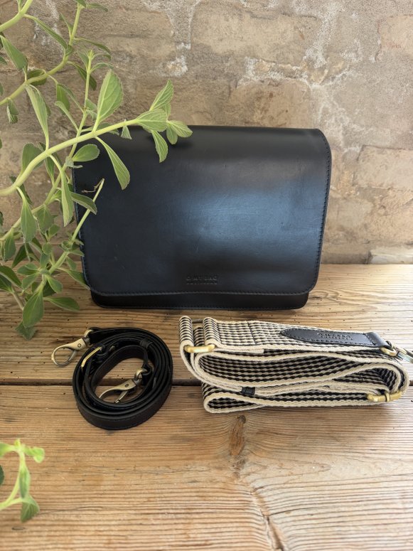 O my bag audrey black classic -checkedred strap