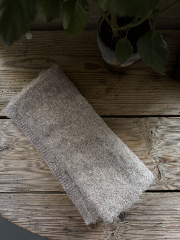 Mbym Sanelina scarfs brush oat