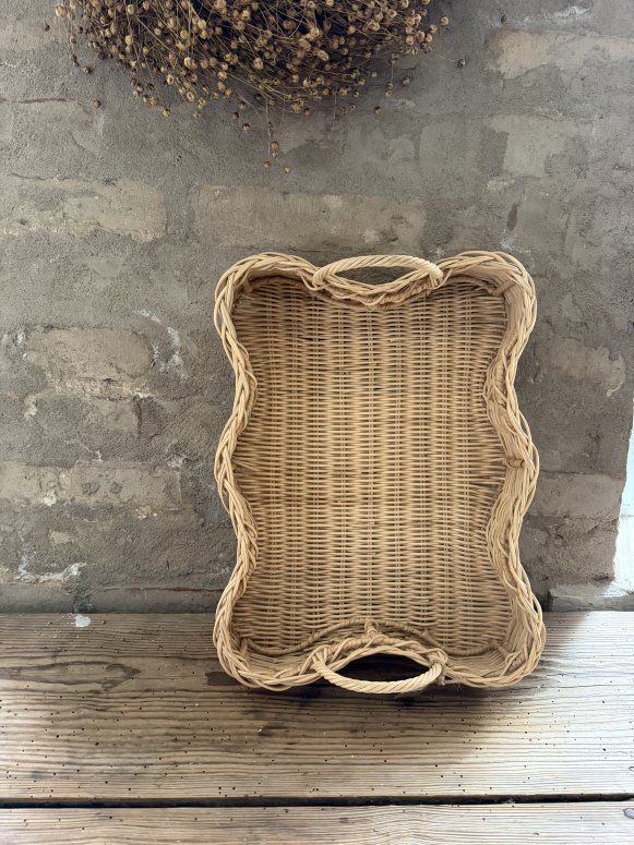 Bricka rattan