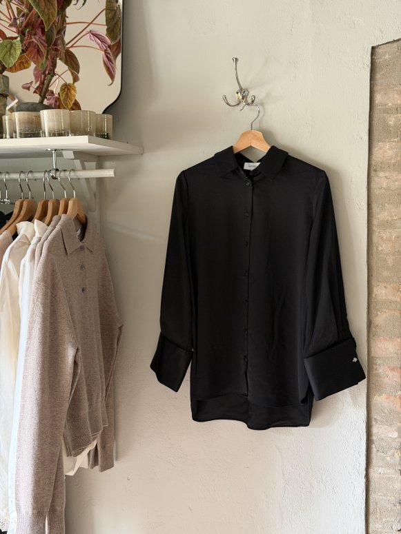 Levete room ulani blus