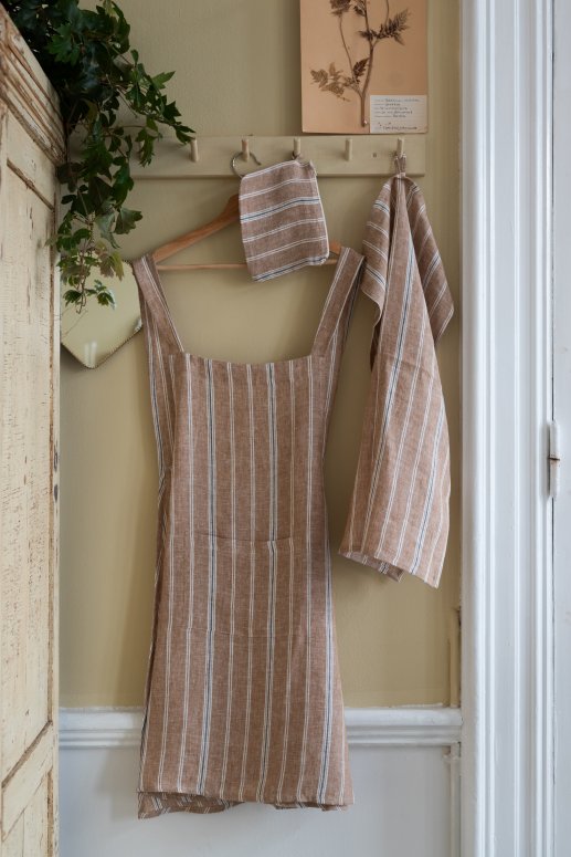 Linen Althea Cross Back Apron brown